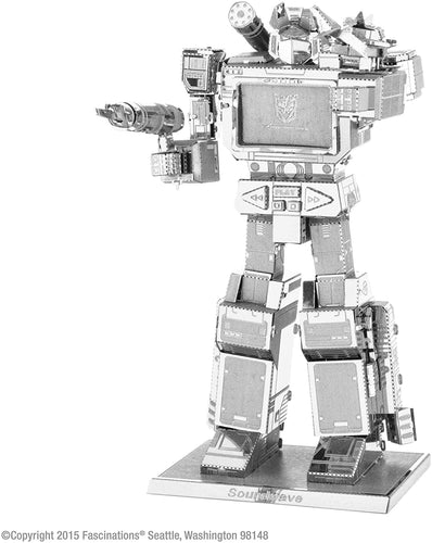 Metal Earth Transformers: Soundwave