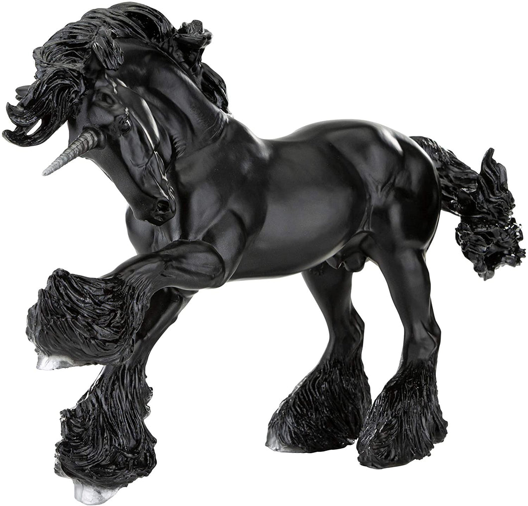 Breyer Unicorn Horse Obsidian Model Horse